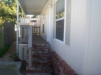 2nd image of 1425 2nd Ave Space 208