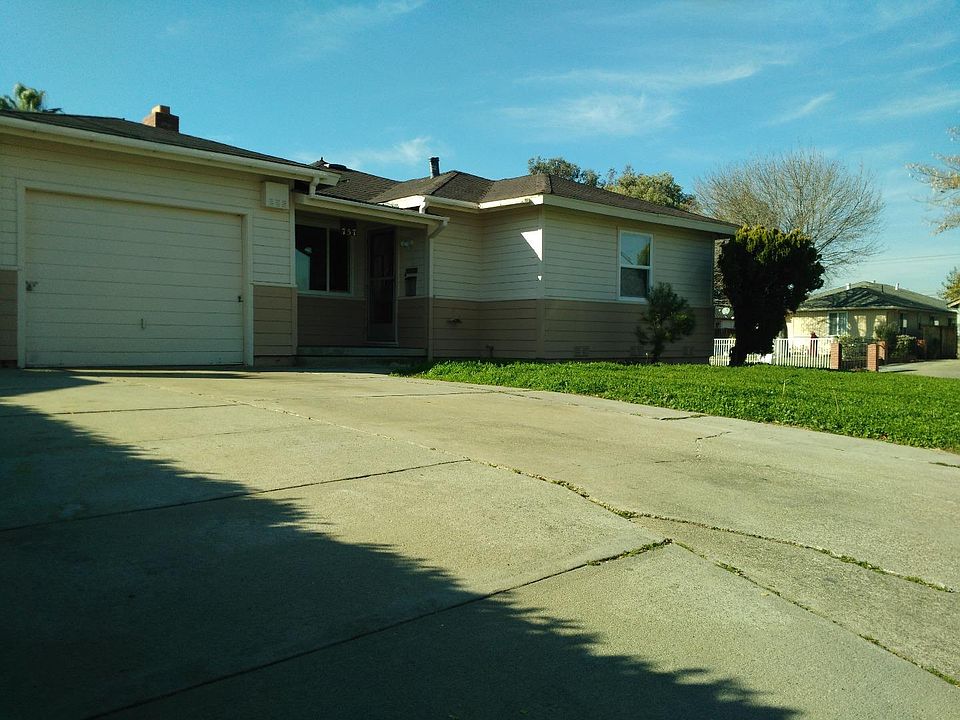 1st image of 757 Dorrie Ave
