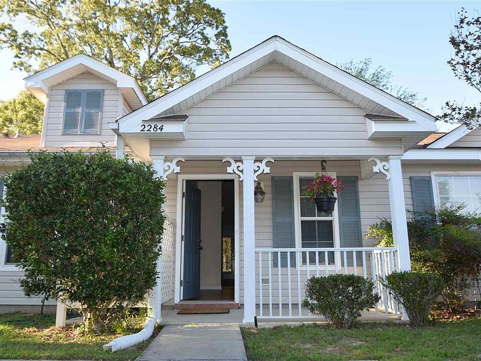 1st image of 2284 Trailwood Dr
