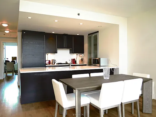 Rented by Town Residential | media 22