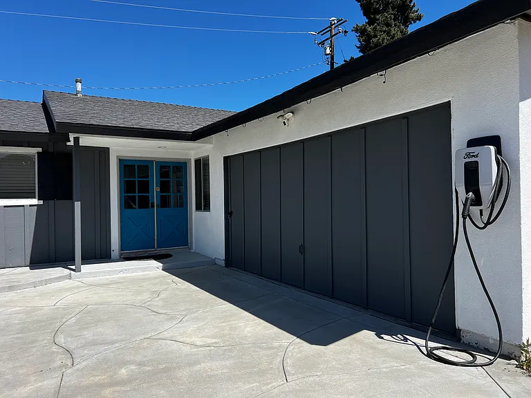 604 Hudspeth St — Photo 35