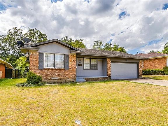 2nd image of 8726 Blossom Ln