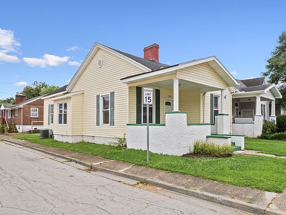 4th image of 208 Houston Ave