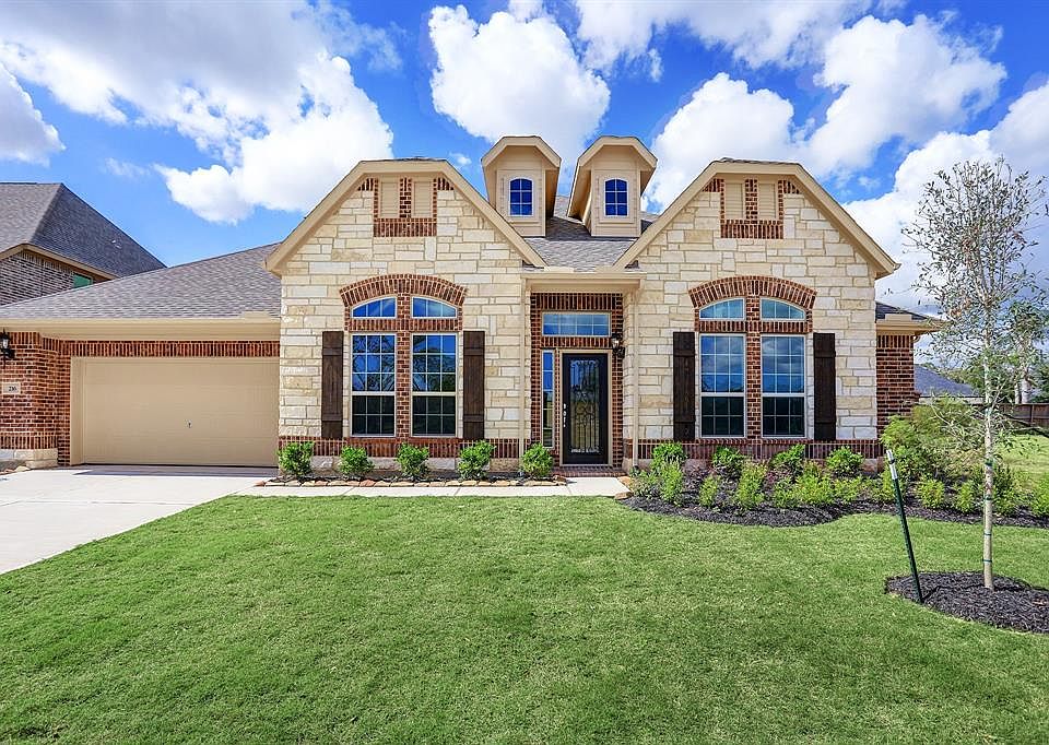1st image of 216 Bentwater Ln