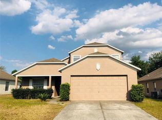 4209 Waltham Forest Dr, Tavares, FL 32778