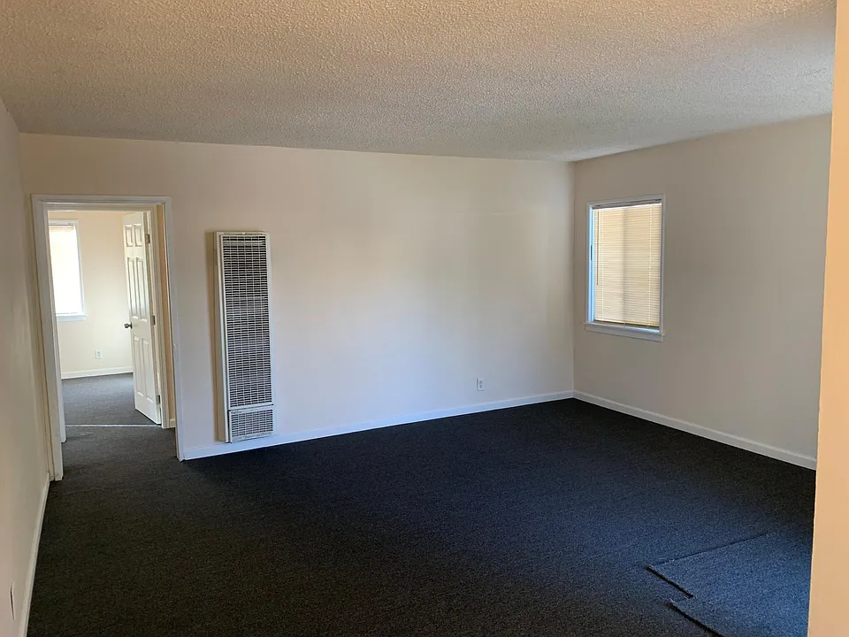 10317 San Gabriel Ave