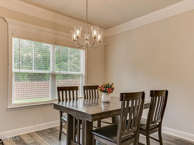 5055 Huntley Trl — Photo 17