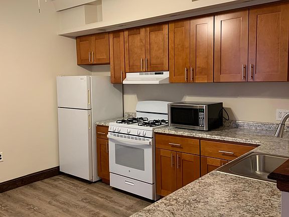 2nd image of 819 N 24th St #1