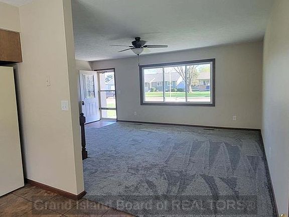 4th image of 2916 W 10th St