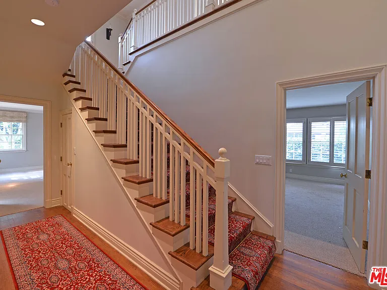 321 Dalehurst Ave — Photo 7