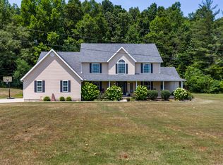 1034 Cedar Point Cir, Catlettsburg, KY 41129