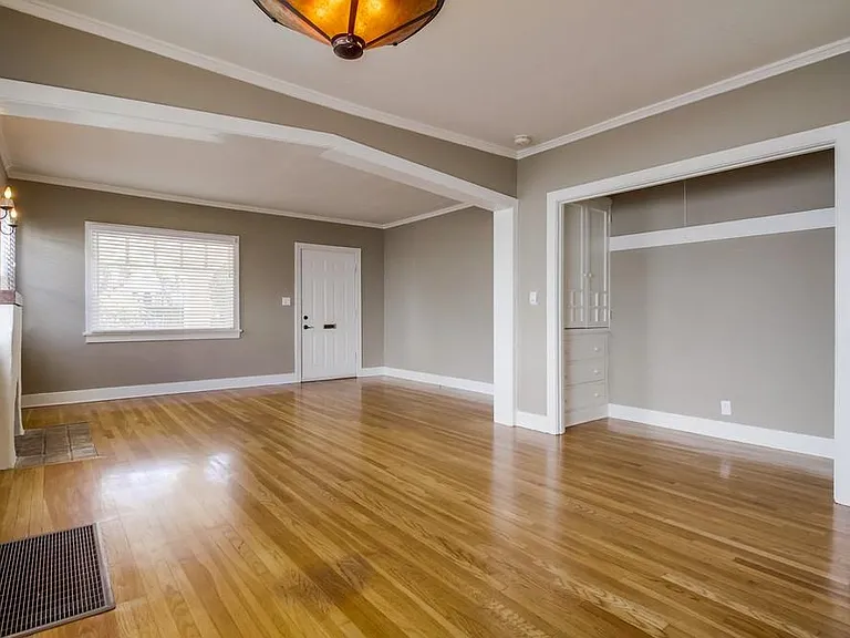 1021 N Havenhurst Dr — Photo 6