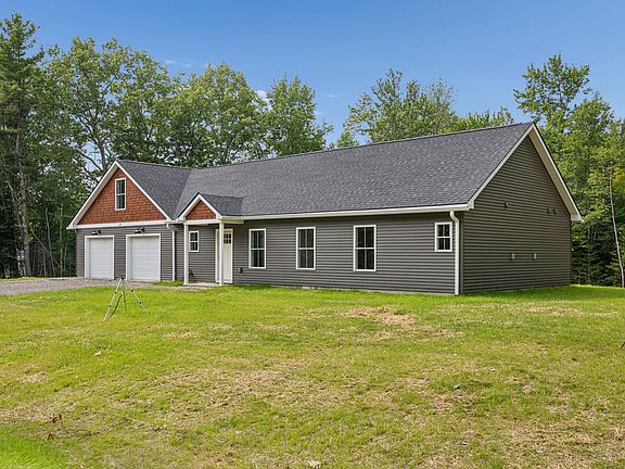 4th image of 14 McGrath Pond Loop Road