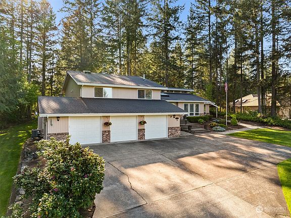 2nd image of 32711 181st Avenue SE