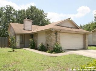 9554 Bowen Dr, San Antonio, TX 78250