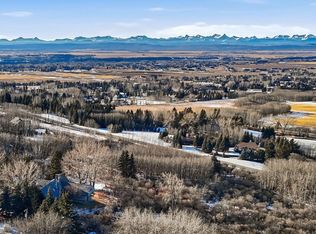 237 Escarpment Dr, Rocky View County, AB T3Z3M8