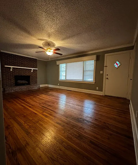 2414 Slay Dr — Photo 11