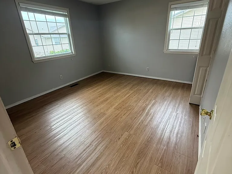 1509 Fair Park Cir — Photo 6