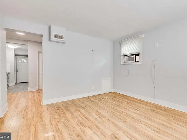 508 Brandywine St SE #1 — Photo 3