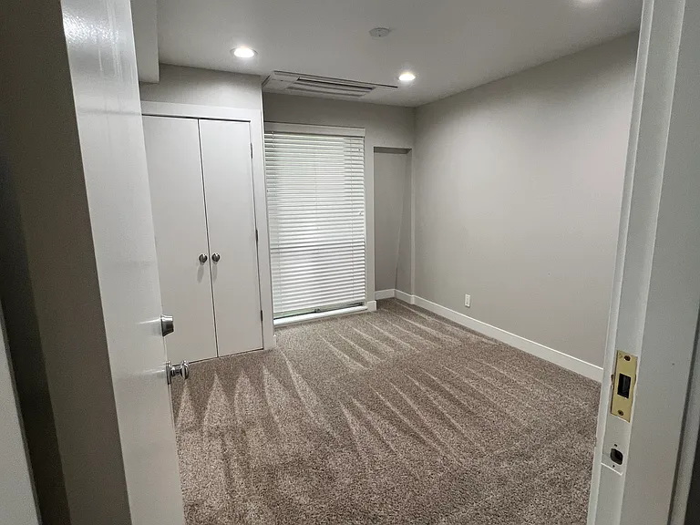 438 N Center St #404 — Photo 10