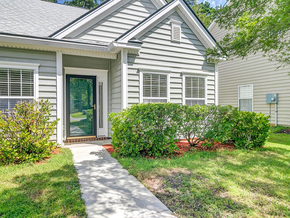 1st image of 116 Carolinian Dr