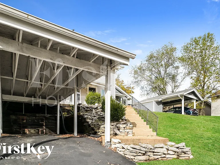 455 Down Hill Dr — Photo 16