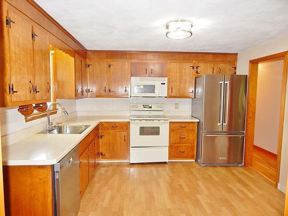 5th image of 41 N Winnifred Rd