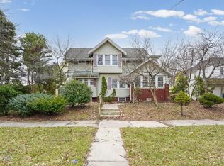 909 Prospect Ave, Toledo, OH 43606