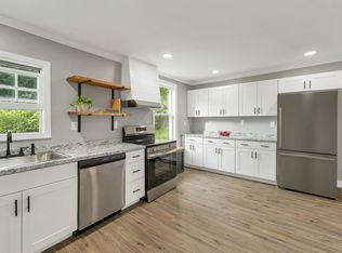 17 Charles St, Franklin, NH 03235
