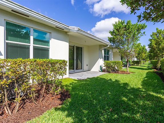 4th image of 14564 Highland Center Way #14564