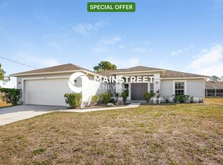 3143 NE 14th Ct, Cape Coral, FL 33909