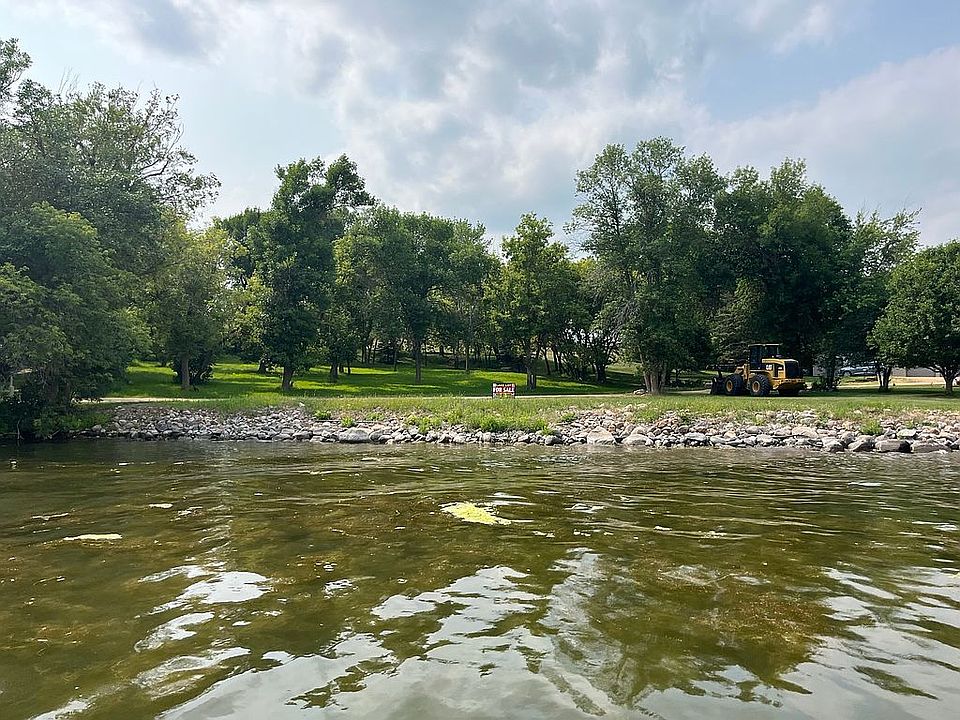 2500 Chilson Point Dr, Grenville, SD 57239 | Zillow