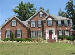 10608 Silverwood Creek Dr, Raleigh, NC 27614