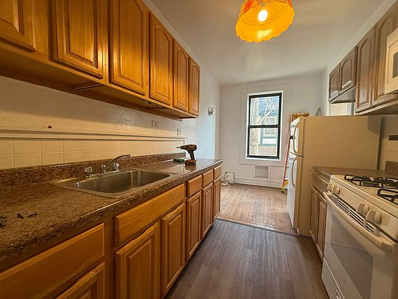 3rd image of 35-42 73rd St #B3