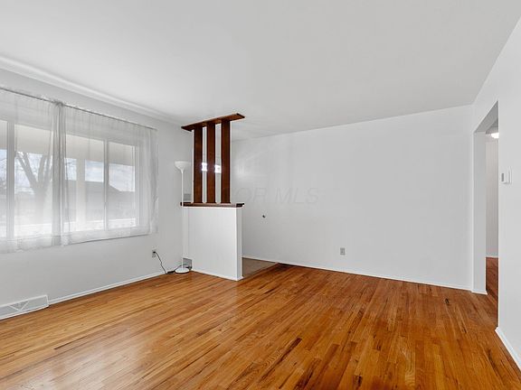 5th image of 3568 Manila Dr