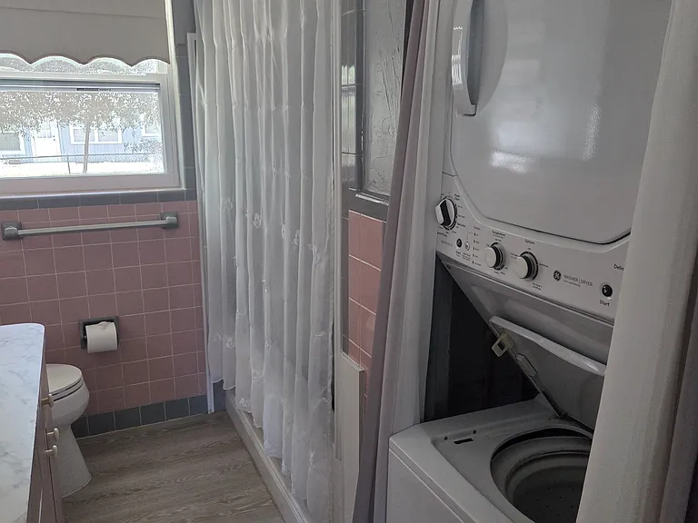 3056 Browning St — Photo 5