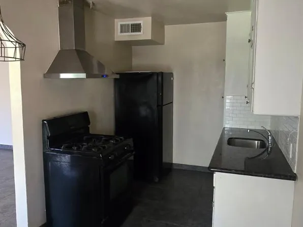 3373 E Clinton Ave #C, Fresno, CA 93703