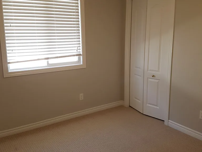 2206 Coronation Dr — Photo 15