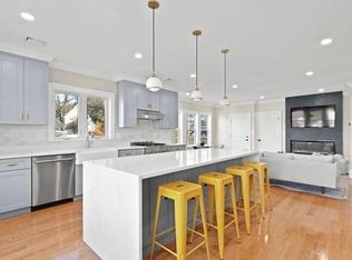 32 Massachusetts Ave, Lexington, MA 02420