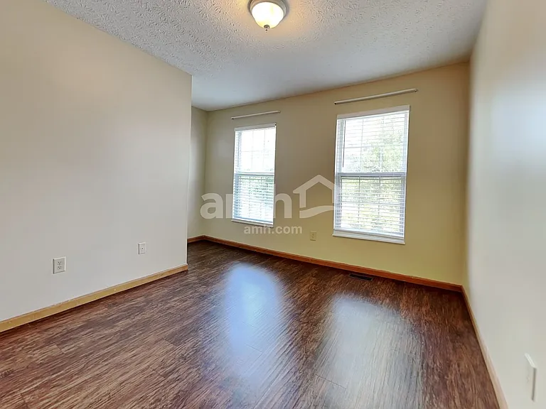 2358 Rosina Dr — Photo 20