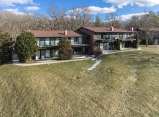 8203 Red Chimney Rd, Lake Geneva, WI 53147