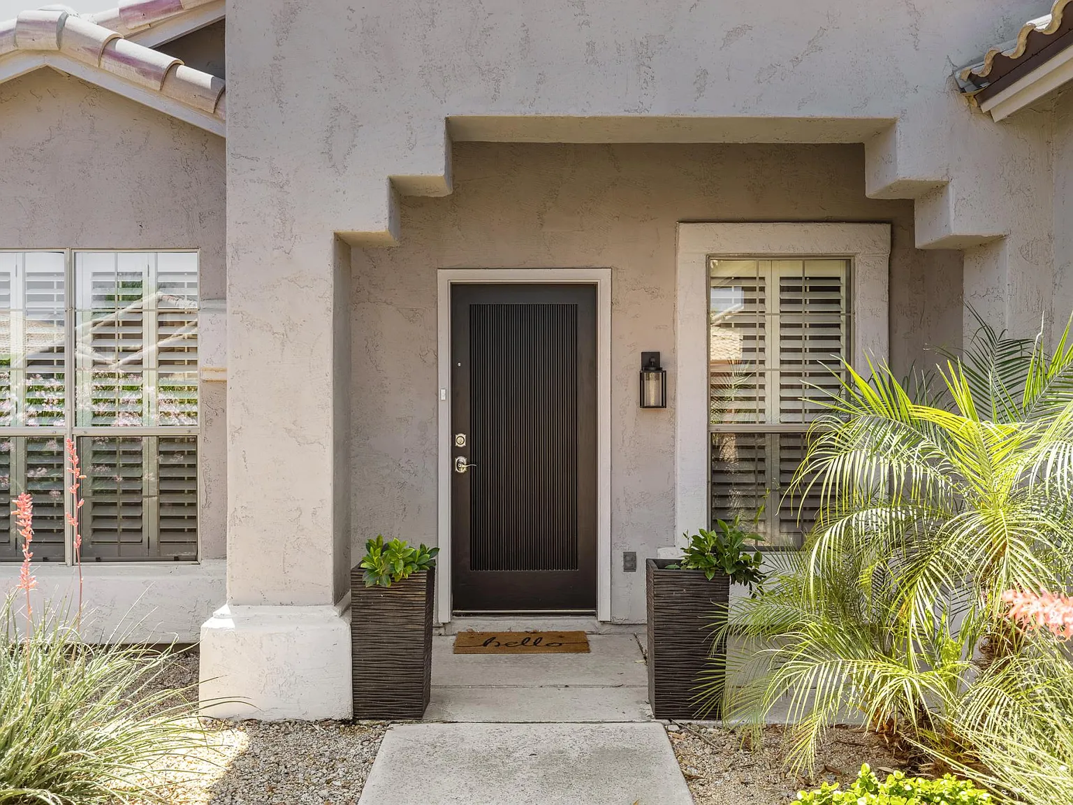 9627 E Sheena Dr — Photo 2