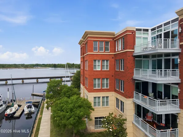 202 Sky Sail Boulevard, New Bern, NC 28560