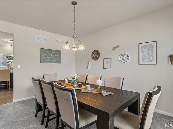 5th image of 211 Brookview Way Ct