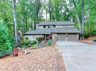 3865 Mabry Rd NE, Roswell, GA 30075