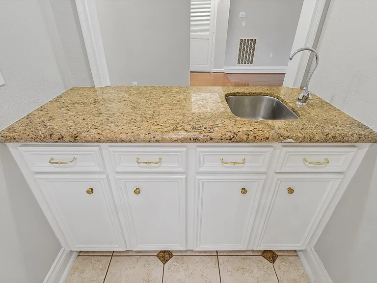 7715 Brush Wood Dr — Photo 15