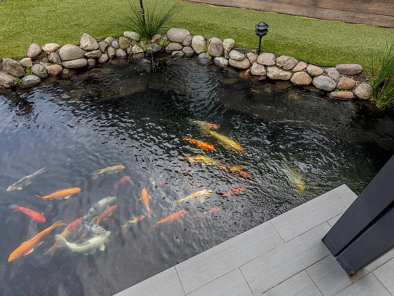 8476 Cole Crest Dr — Photo 18