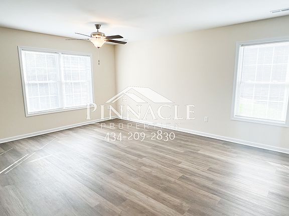 4th image of 229 Munford St