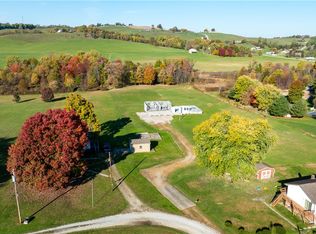 2008 Sherman Dr, Connellsville, PA 15425