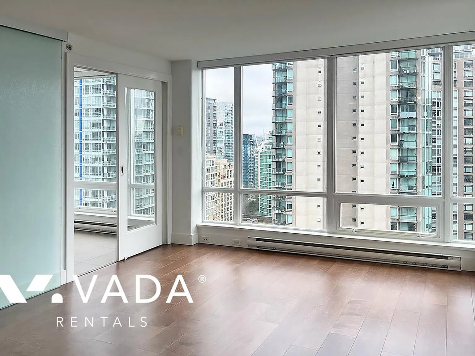 535 Smithe Street Vancouver — Photo 2